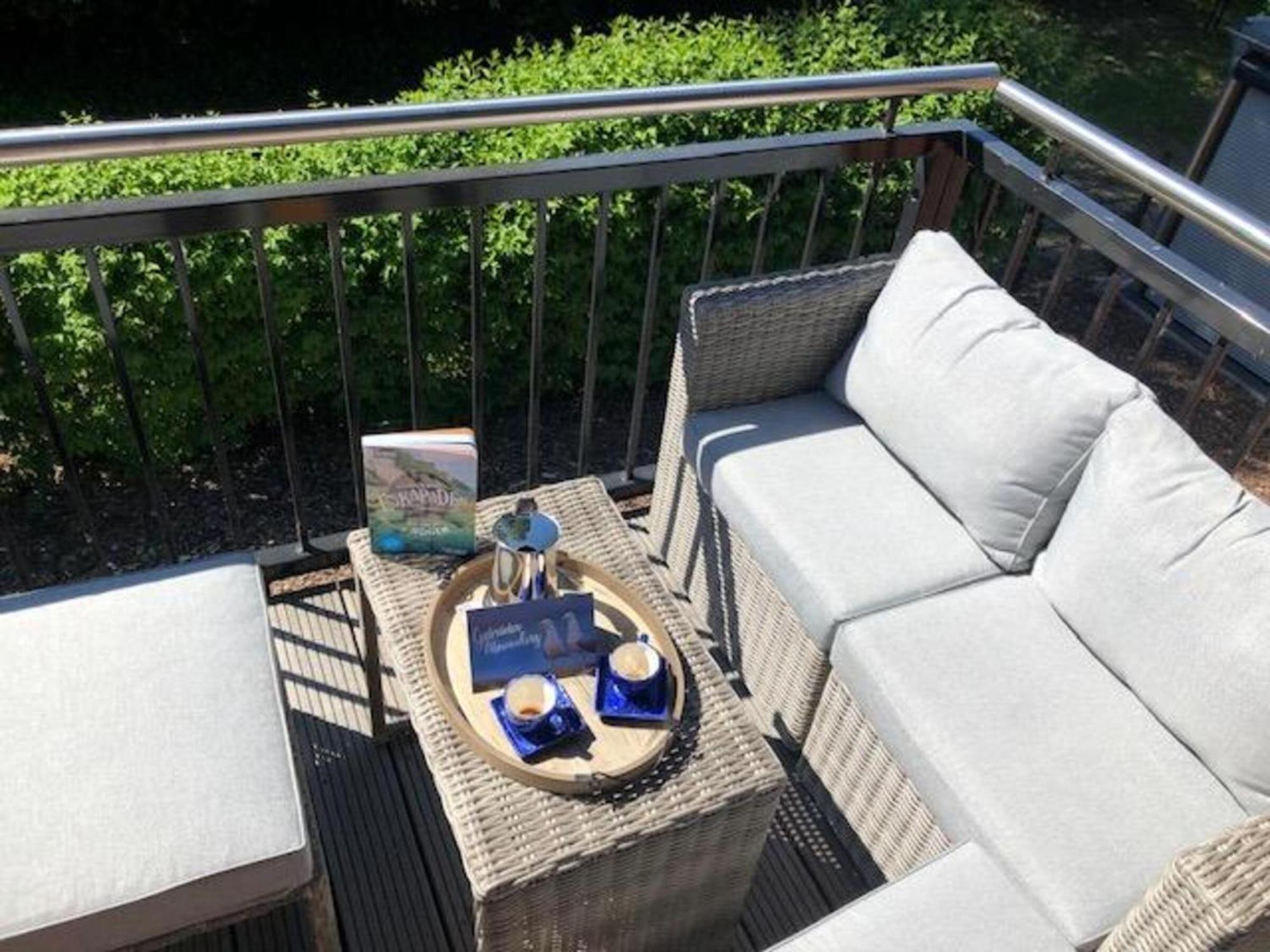 לובה Traumhaftes Appartement Mit Balkon - Odins Blick Wohnung 6 - Mit Privatstrand, Sauna מראה חיצוני תמונה